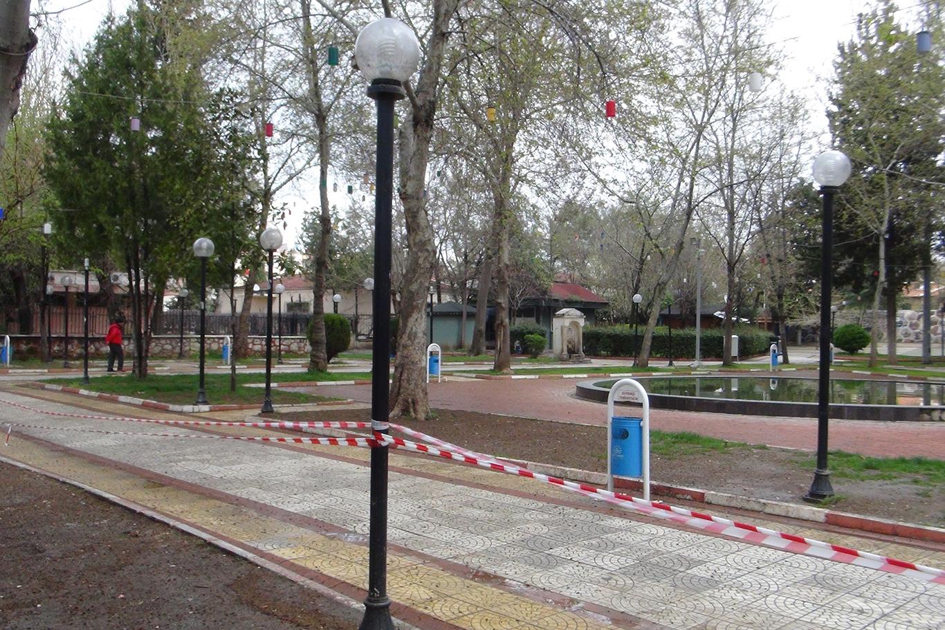 Adıyaman'da ayakkabı boyacıları Eve ekmek götürme sıkıntısı yaşıyoruz